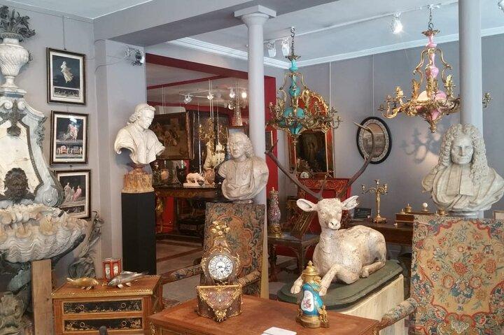 Flea Market Private Tour With A Professional Guide
