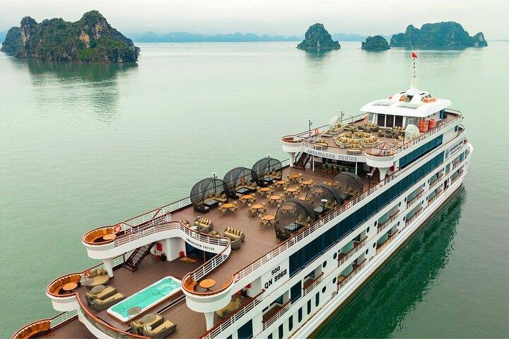Luxury Day Tour to Ha Long Bay from Hanoi on 5 Star Cruise