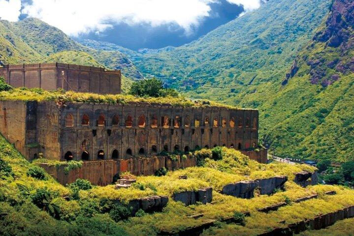 Jiufen, Shifen Waterfall & Pingxi Sky Lantern Private Tour