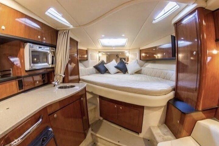Miami Boat Rental: Fun & Affordable! Day or Night Celebration