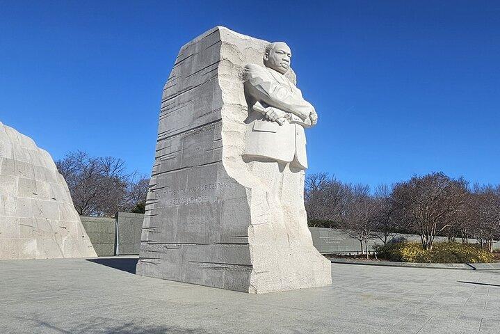 Discover Washington DC on a Day Trip from Manhattan or New Jersey