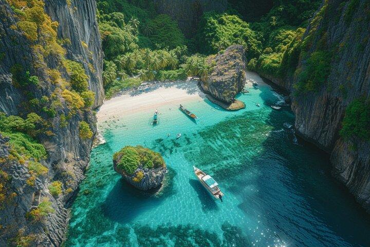 Phuket Airport (HKT) Private Transfer to Phuket Island