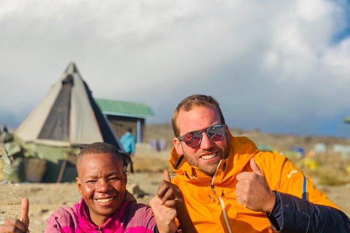 6 Days Kilieconomy Safari Marangu Route