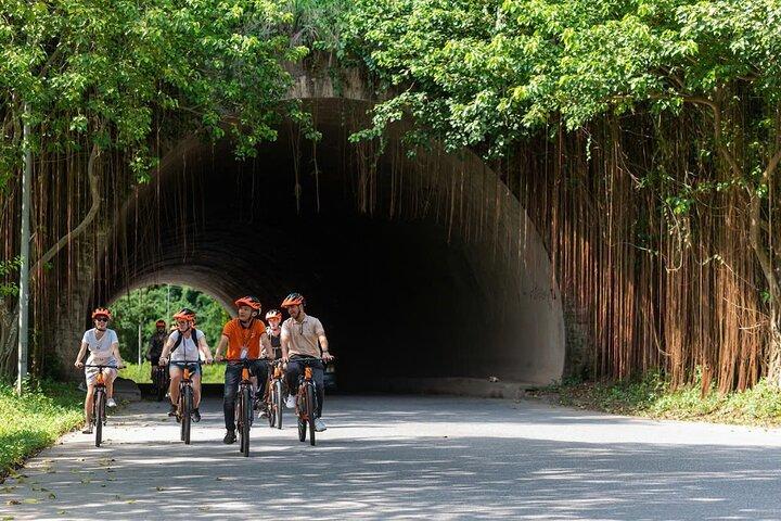 2-Day Visit All Ninh Binh Attractions from Hanoi by local experts