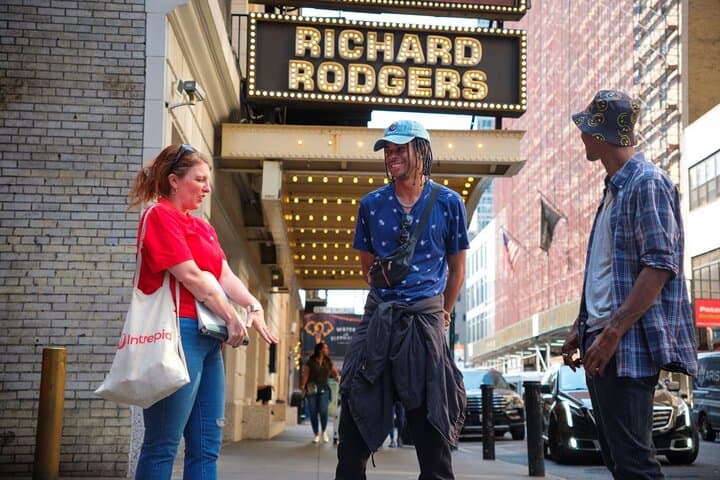NYC Broadway Tour: Backstage Stories & Theater Secrets