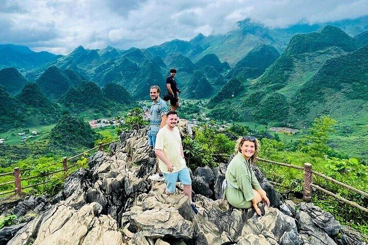 Hanoi: Private Ha Giang Loop 3-Day by Car with local, ethnic life