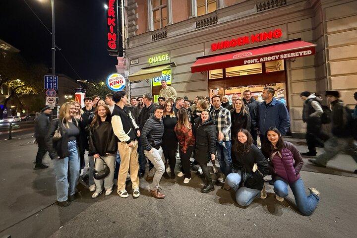 Budapest Pub Crawl & Ruin Bar Tour – Free Shots & VIP Entry