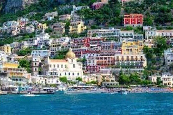 From Naples station to Positano with 2-hour stop in Pompeii