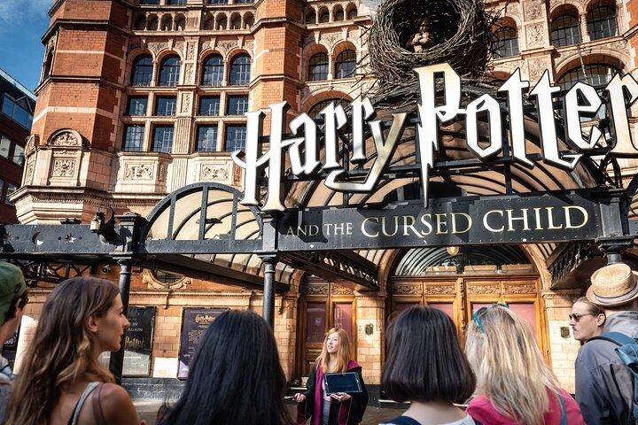 Harry Potter Locations and Inspirations Tour with Tower of London