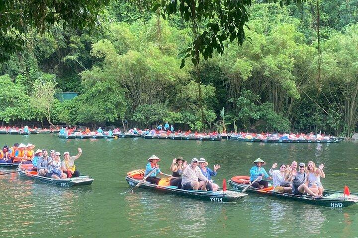 Ha noi: 3D- Halong, Lan ha bay classic cruise, Ninh Binh full day