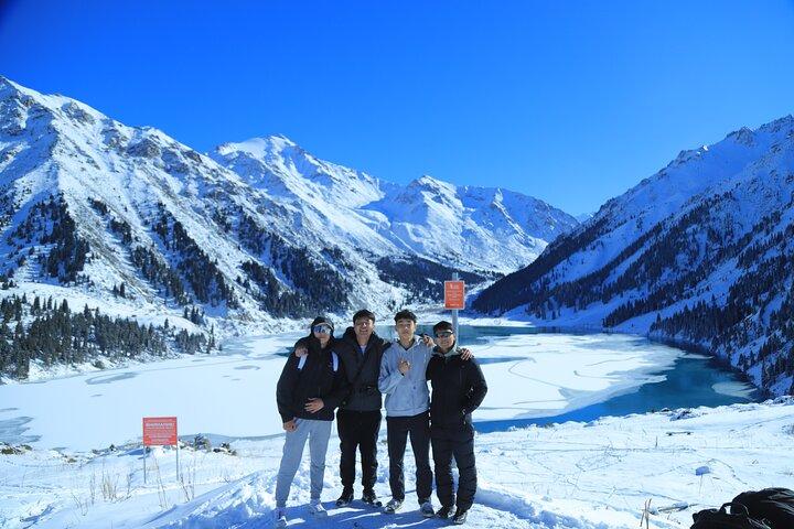 Private Big Almaty Lake Hiking Tour with alternatgive Pipeline
