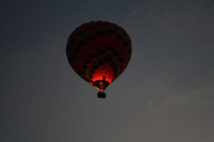 Hot Air Balloon Ride and Teotihuacan Pyramids Excursion