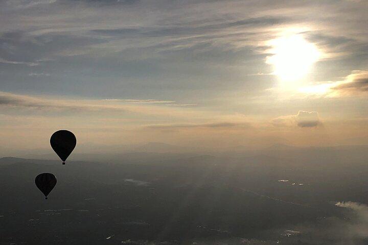 Hot Air Balloon Ride and Teotihuacan Pyramids Excursion
