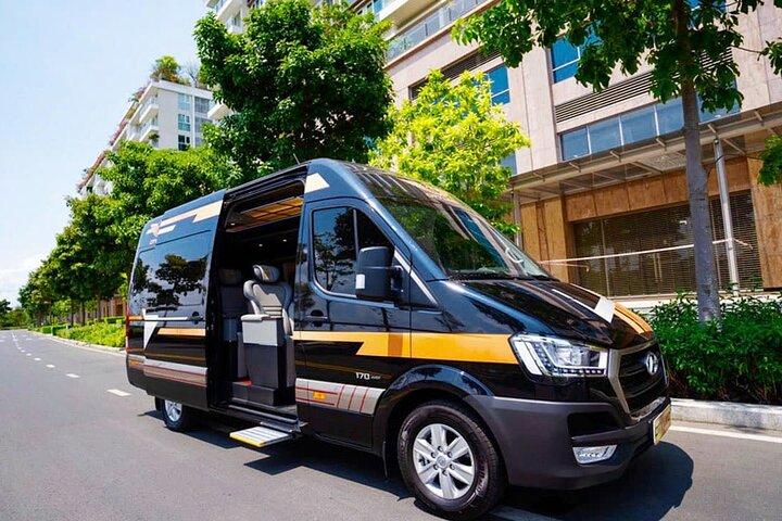Private Transport for Full-Day Hanoi City Adventure by your own