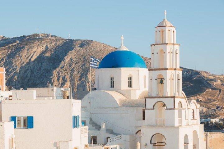 Santorini Traditional Villages and Akrotiri Excavations