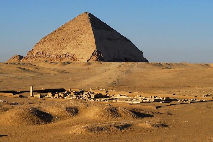 Sakkara, Memphis, Dahshur and Nile Dinner Cruise from Cairo