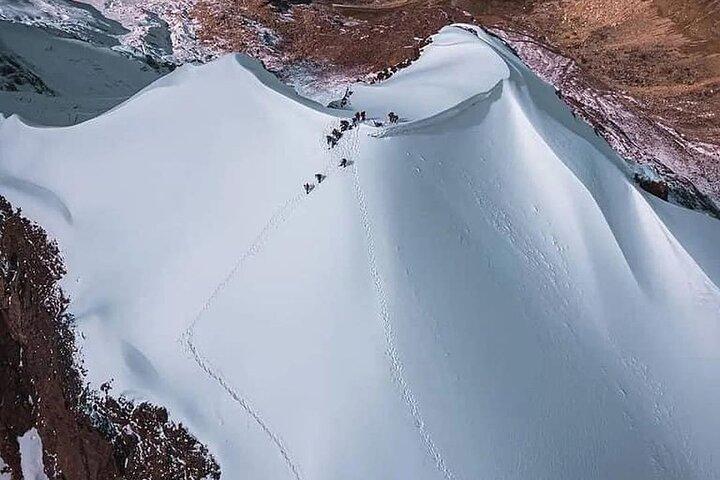 1Day-Full day Tour in Nevado Mateo Summit Cordillera Blanca