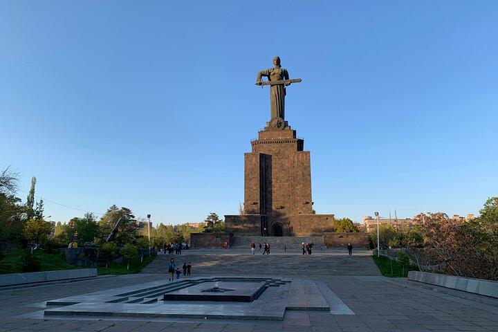 Discover an Old and New Yerevan City Tour