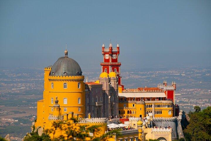 Private Tour to Sintra Estoril and Azenhas do Mar and Cabo da Roca