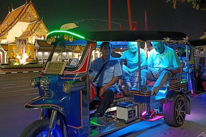 Premium Bangkok Tuk Tuk Food Tour By Night