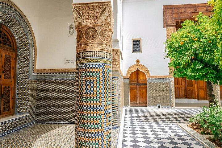 Marrakech: Ben Youssef Madrasa, Dar El Bacha and Medina Tour