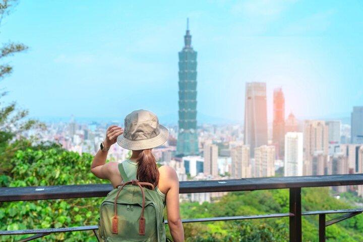 Private Custom Taipei Layover Tour from TPE airport