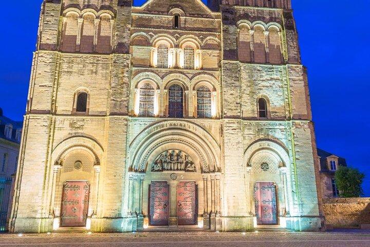 Private Tour to Discover the Treasures of Caen