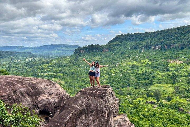 Phnom Kulen National Park & 1000 Lingas -Waterfall