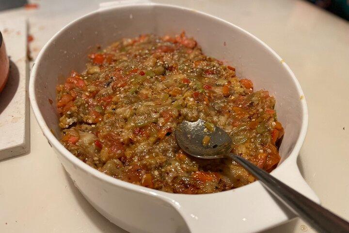 Istanbul Vegan/Vegeterian Cooking Class with Locals at Home