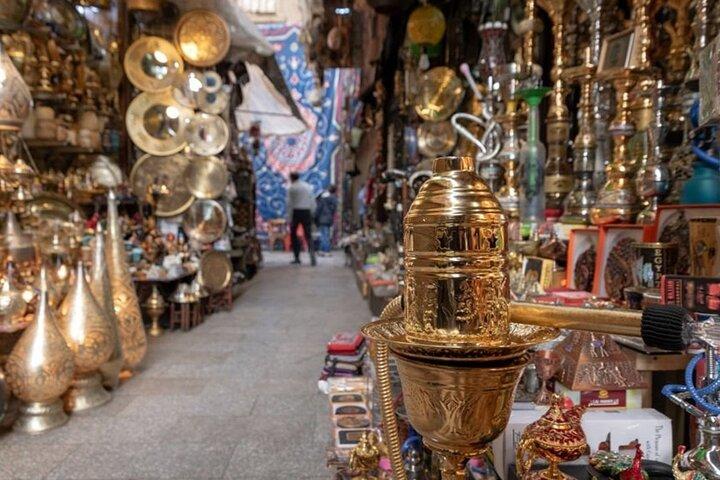 Cairo: Local Markets & Khan el Khalili Private Shopping Tour