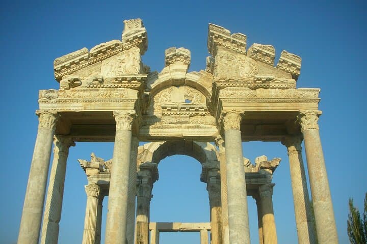 Izmir to Aphrodisias: Cooking & Ceramics Class