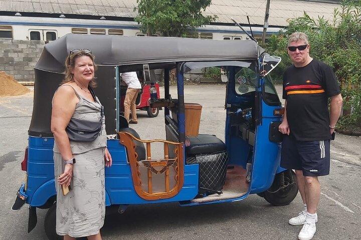 Colombo City Tour by Tuk Tuk Morning and Evening
