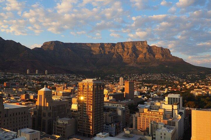 Table Mountain Guided with Cable Car Tickets & Hotel Transfers