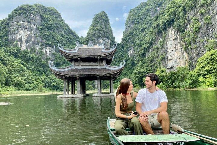 Hanoi to Ninh Binh 1 Day: Trang An, Hoa Lu, Mua Cave, bike, boat