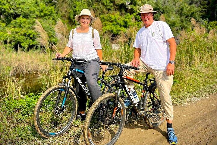 Discover the Hidden Gems of Trang An, Bich Dong Luxury Day Tour
