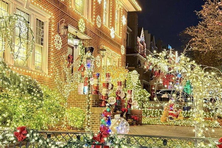 Brooklyn Dyker Heights Christmas Wonderland Bus Tour