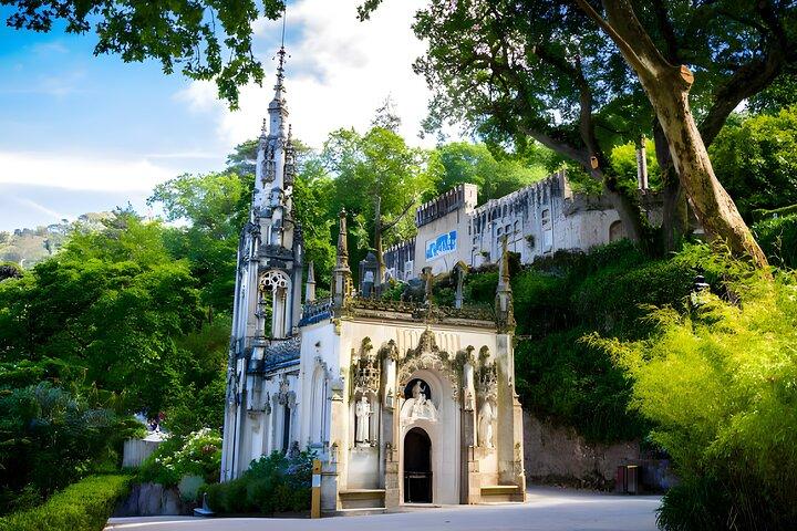 Tour of Quinta Regaleira Pena Gardens and Cascais - Small Groups