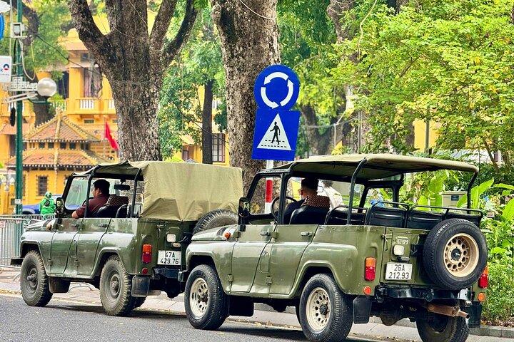 Hanoi Street Food Jeep Tours With Female Guide