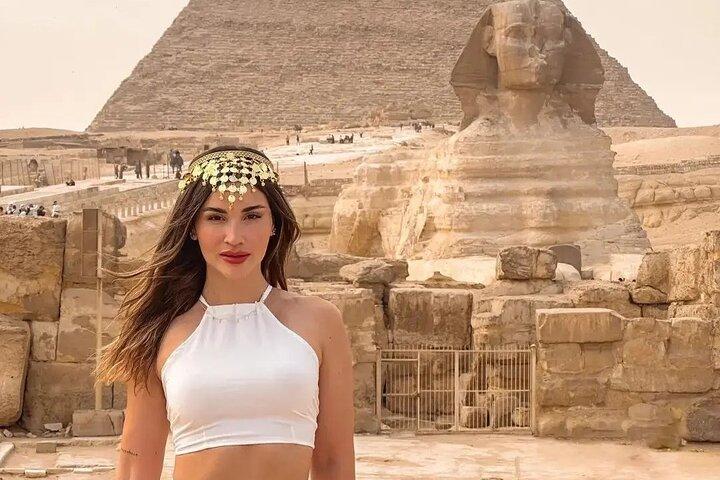 Private Giza Pyramids and Egyptian Museum Tour with Dinner at Nile Cruise