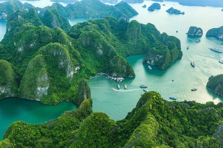 2 Days Serene Bai Tu Long Bay Adventure from Hanoi