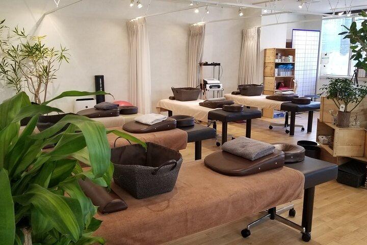 Traditional Shiatsu and Seitai Massage Experience in Osaka