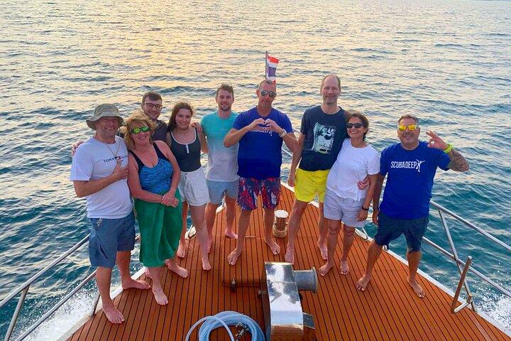 Phuket Scuba Diving Phi Phi Islands (Certified Divers Only)