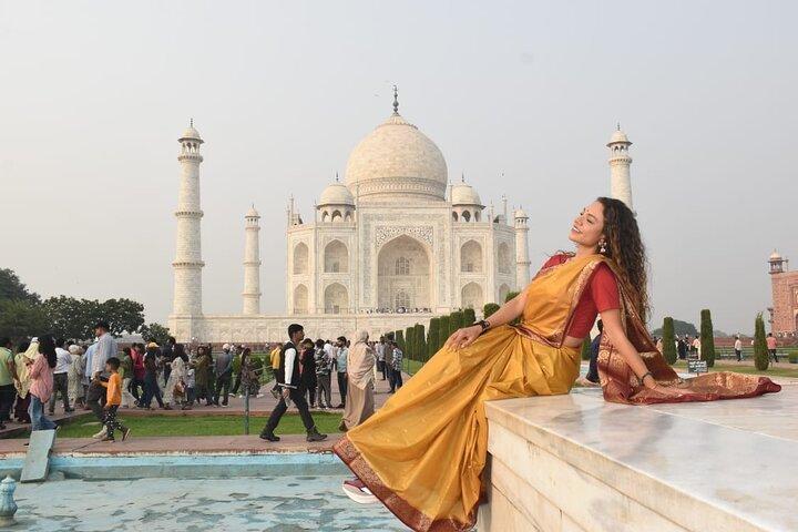 Taj Mahal Tour - Skip the Line All Inclusive with 5 Star Lunch