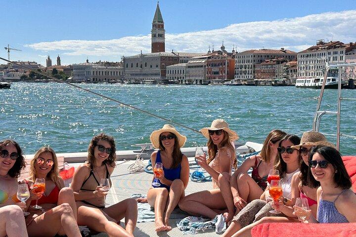 Catamaran Spritz Tour