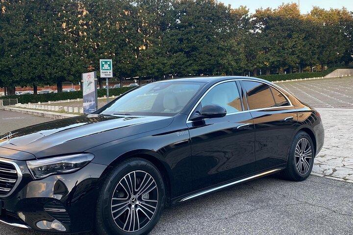 Luxury Private Night Transfer from Rome to Fiumicino airport