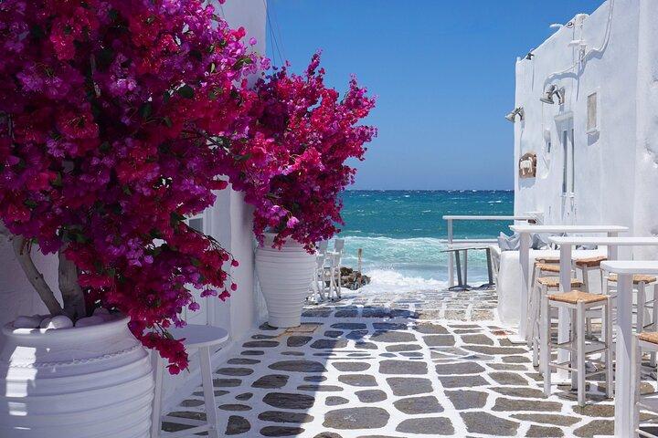 Small Group Mykonos Walk with Cruise terminal pick up