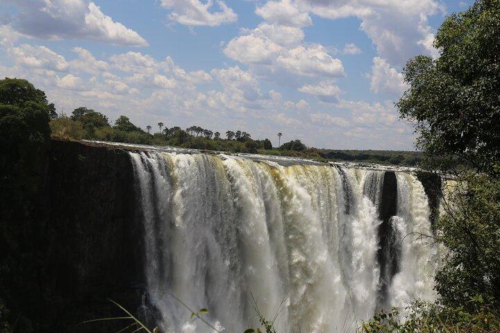 Zimbabwe & Zambia: Private Guided Tour of the Falls