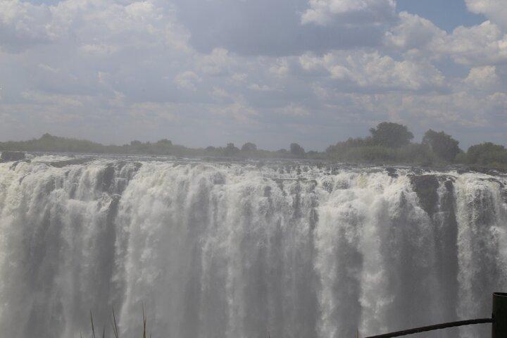 Zimbabwe & Zambia: Private Guided Tour of the Falls