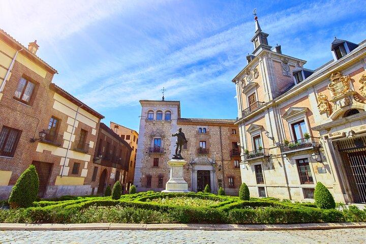 Walking Tour Barrio de las Letras and Madrid de los Austrias