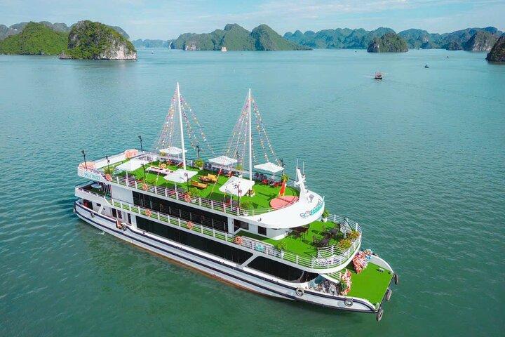 Hanoi New 5-Star Cruise Halong Bay Buffet, Limousine, Jacuzzi